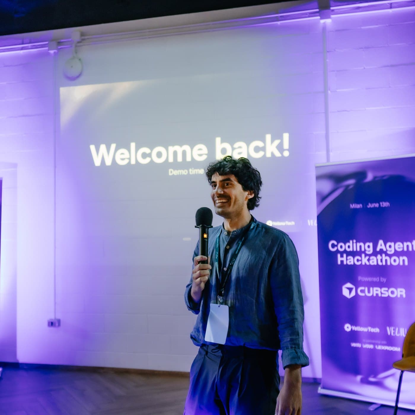 L'apertura del Coding Agent Hackathon dal palco